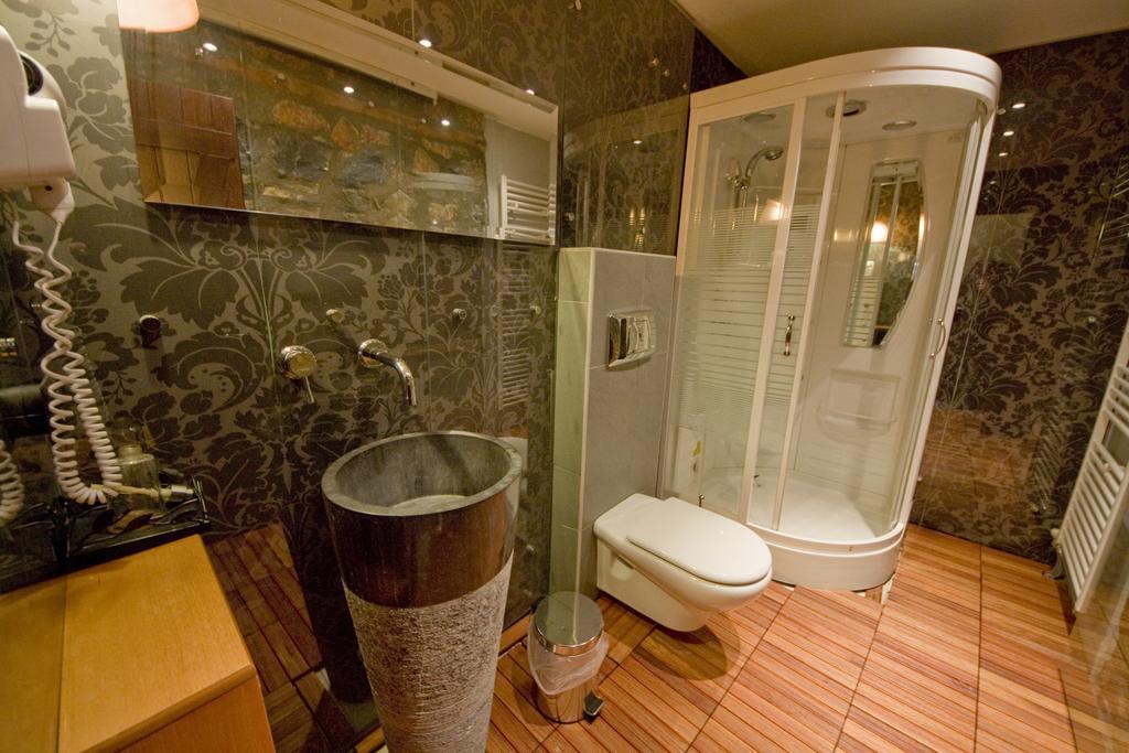 Onar Guesthouse Agios Athanasios  Exterior foto